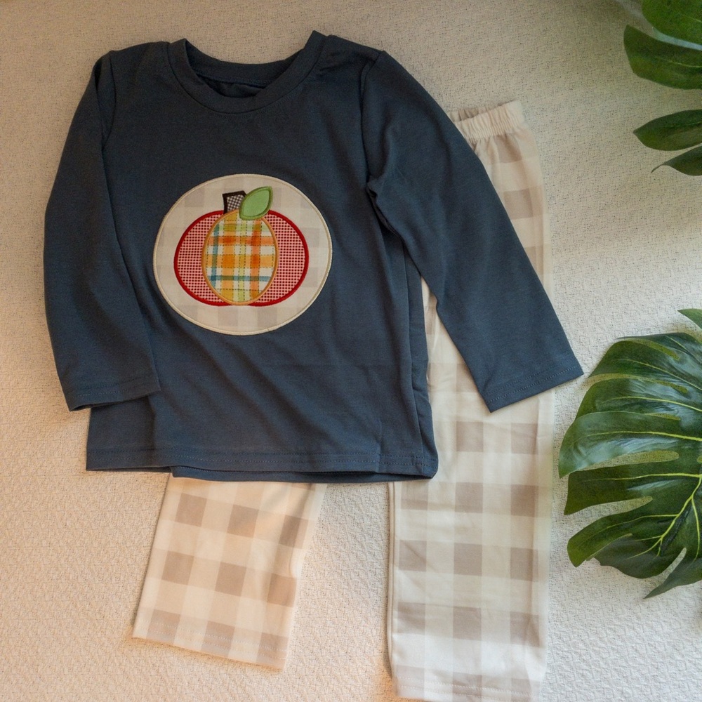 little honey | pumpkin outfit
